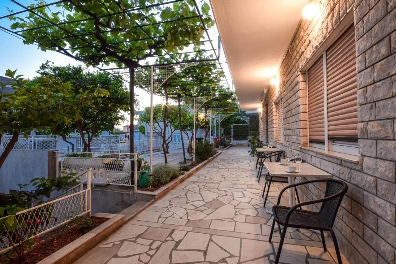 B&B villa IVONA 2 Baška Voda Esterno foto